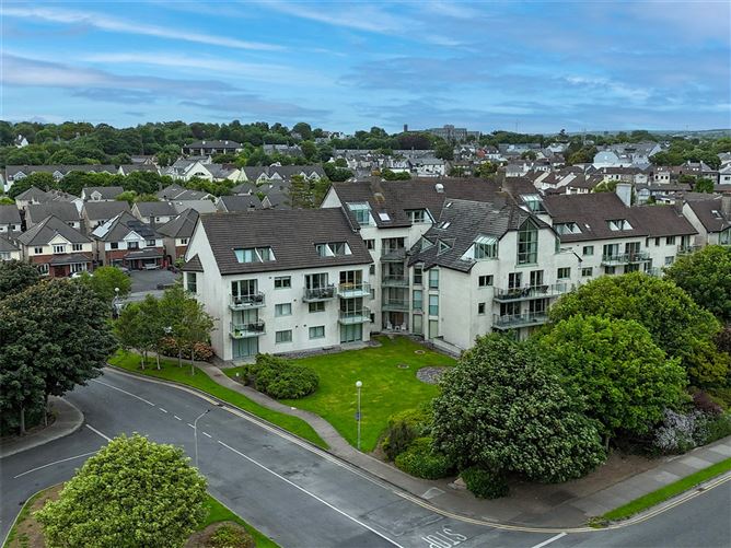 11 Aras Na Tra, Cois Cuain, Salthill, Galway, H91K0V9
