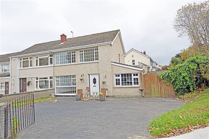 83 The Coppice, Woodfarm Acres, Palmerstown, Dublin 20