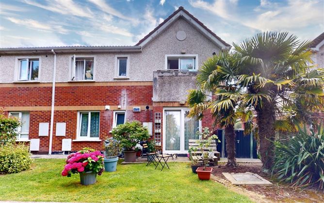 7 Thornberry Square, Clonee, Dublin 15, D15X376