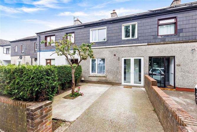 14 Aghameen Park, Muirhevnamore, Dundalk, Co. Louth, A91H32A