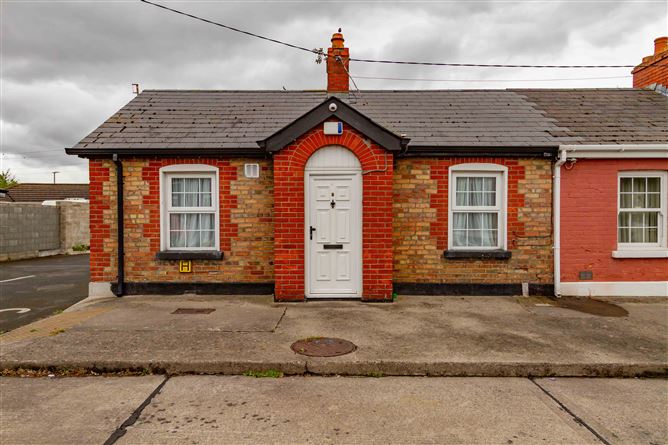 6 Canal Terrace, Bluebell,   Dublin 12