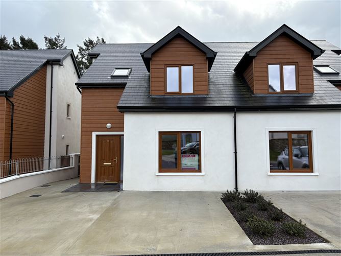19 Carraig Naofa, Durrus, West Cork
