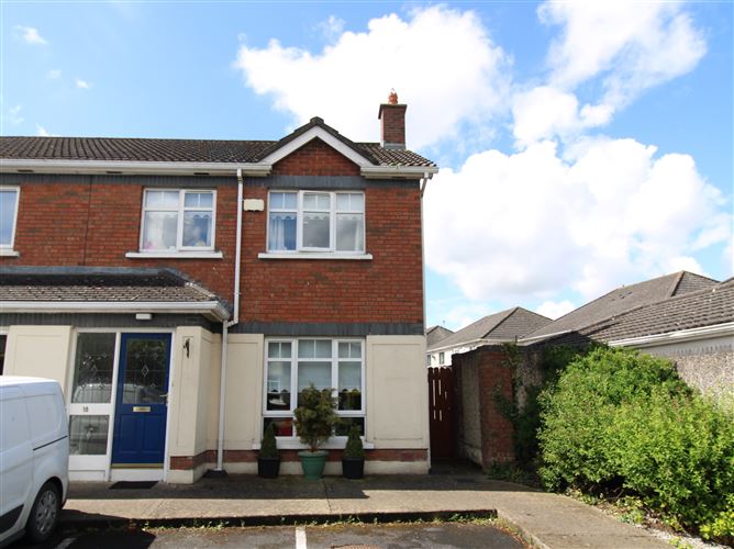 18 Beechfield Lawns, Clonee, Dublin 15, D15C7F6