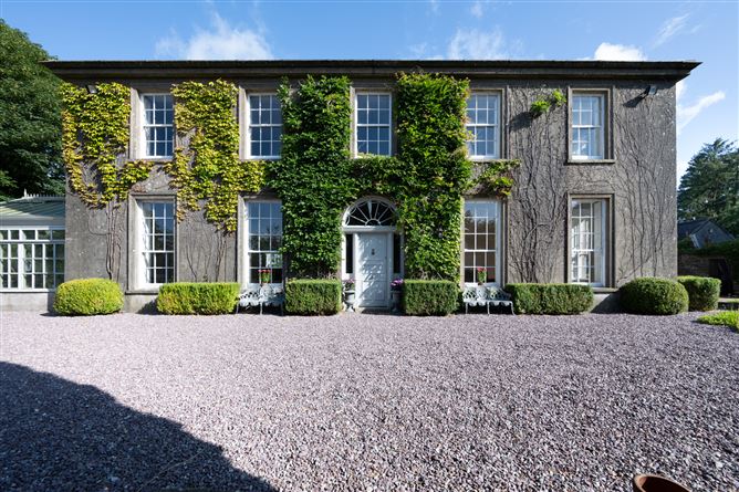 "The Glebe" Parochial House, Donoughmore, Cork