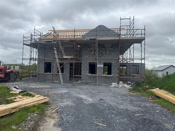Knockroe, Kiltullagh, Galway