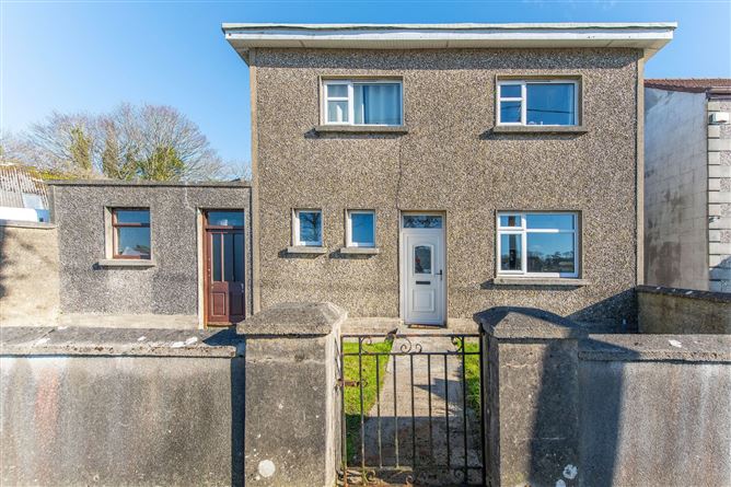 20 RIVERSIDE, WOODQUAY, GALWAY
