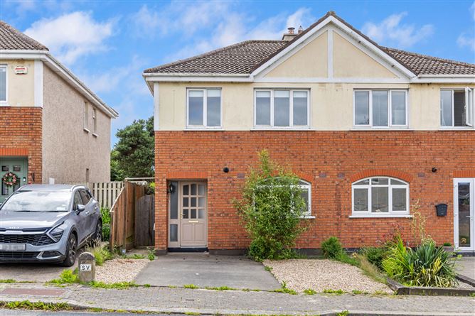11 WOODLANDS RISE, ARKLOW, COUNTY WICKLOW