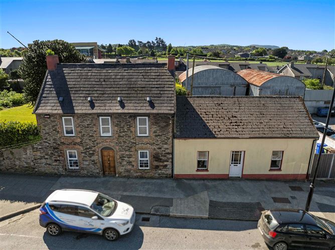 76 Irishtown , New Ross, Wexford
