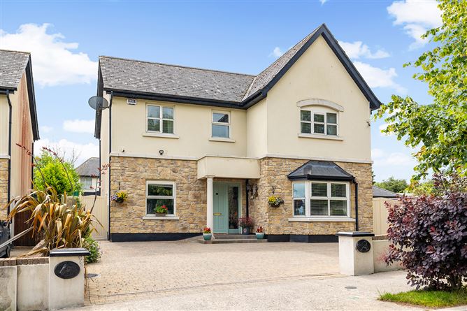 8 The Road, Walshestown Park, Newbridge, Co. Kildare, W12YE35