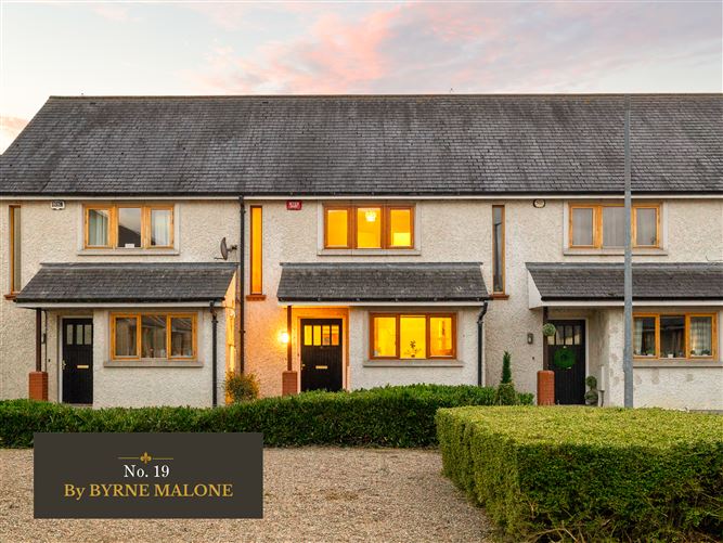 19 Maple Lawns, Oldtown Demesne, Naas, Kildare