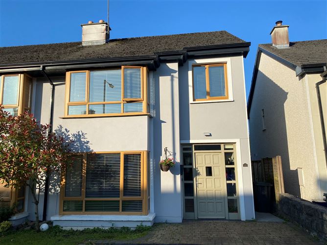 25 Carrabeag, Newport Road, Castlebar, Co. Mayo, F23WY27