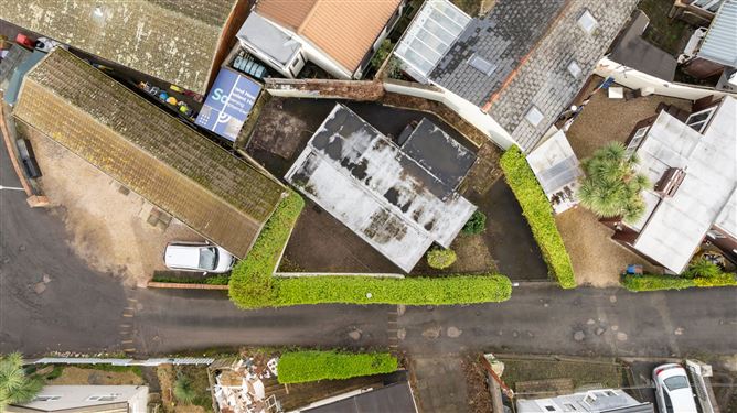 12 ARDBRAE PARK, VEVAY ROAD, BRAY