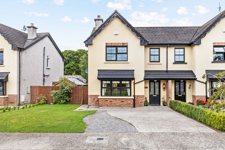 13 Crossneen Manor, Leighlin Road, Carlow