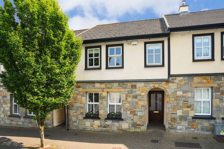5 The Woods, Turlough, Castlebar