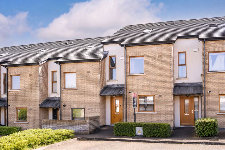 15 Hunters Lane, Hunters Wood, Ballycullen, Dublin 24, D24TP30