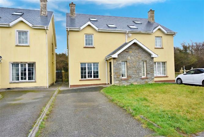 69 Sli Na Speire, Listowel, Co. Kerry, V31WA03