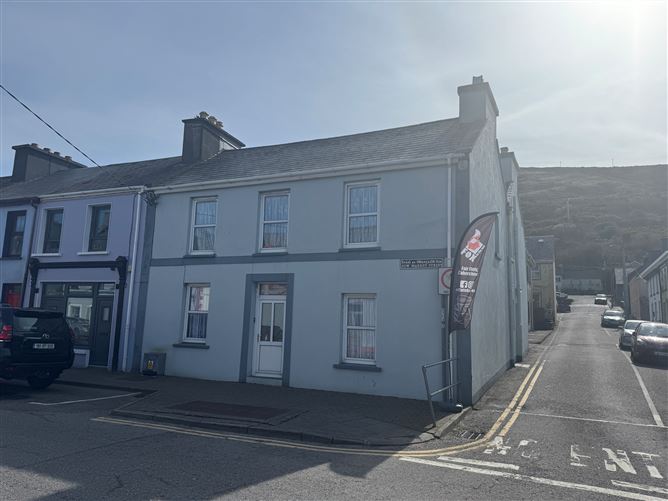 Ref 1206 - Apartment 2, 1 New Market Street, Caherciveen, Kerry