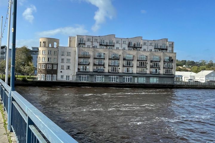5 Waterside, Lower Rosbercon, New Ross, Co. Wexford