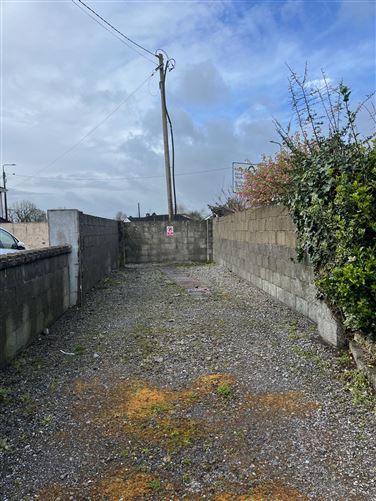 ASHE RD, NENAGH, TIPPERARY