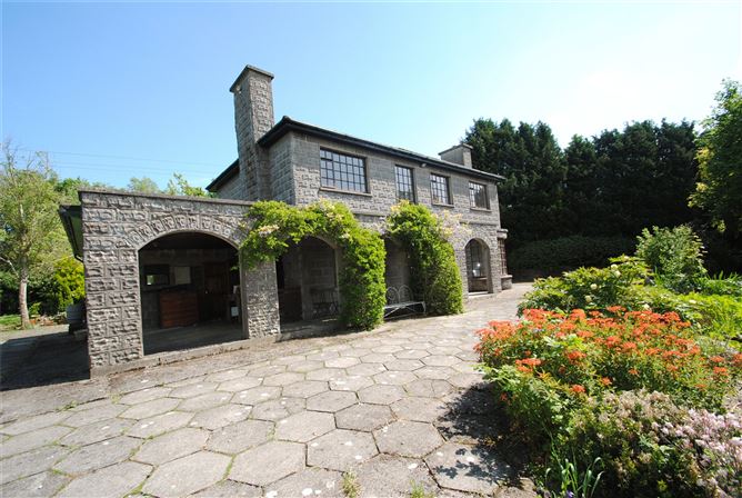 Laburnum House, Air Hill, Roscrea, Co. Tipperary