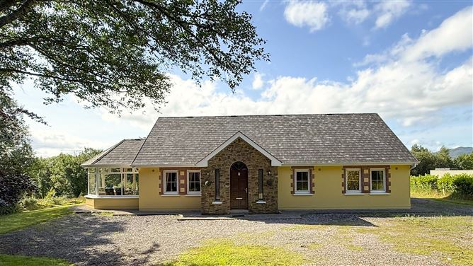 Killaha West, Kenmare, Kenmare, Co. Kerry, V93VX89