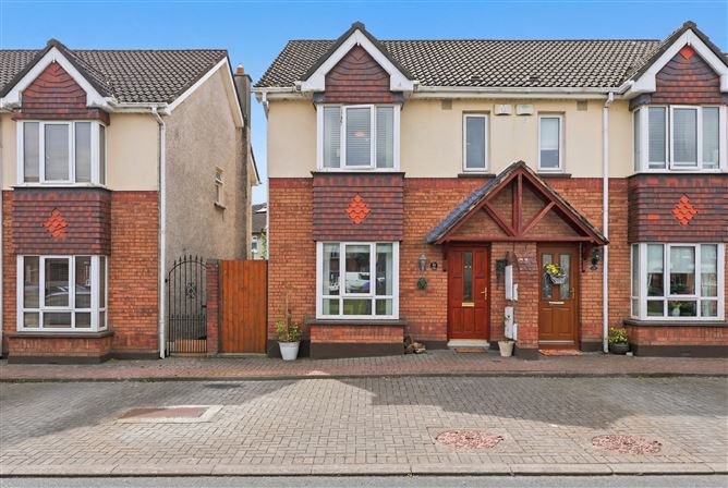13 Burnside Lane (Gated development), Santry, Dublin 9, D09P786