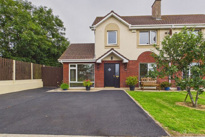 40 CUAN NA GREINE, CROOKE, PASSAGE EAST