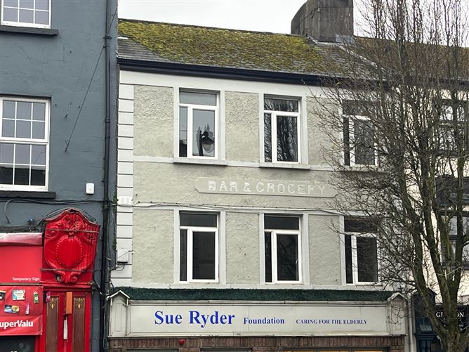 First Floor Apartment , 60 Kenyon Street, Nenagh, Co. Tipperary