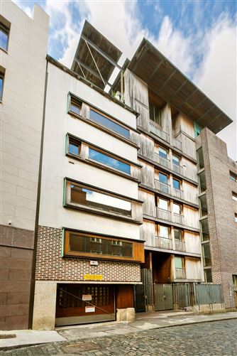 11 The Wooden Building, Temple Bar, Dublin 2
