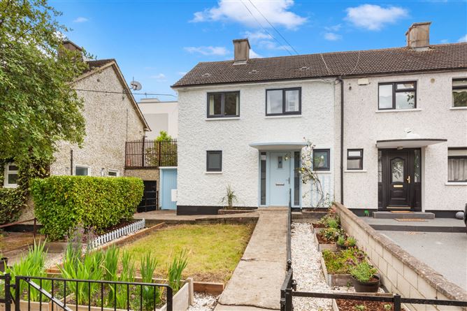 15 ST BRICINS PARK, ARBOUR HILL, DUBLIN
