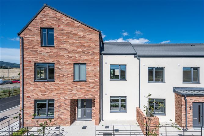 Castle Walk, Cherrywood, Co. Dublin