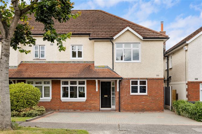 69 Hampton Park, St Helen's Wood, Booterstown, County Dublin
