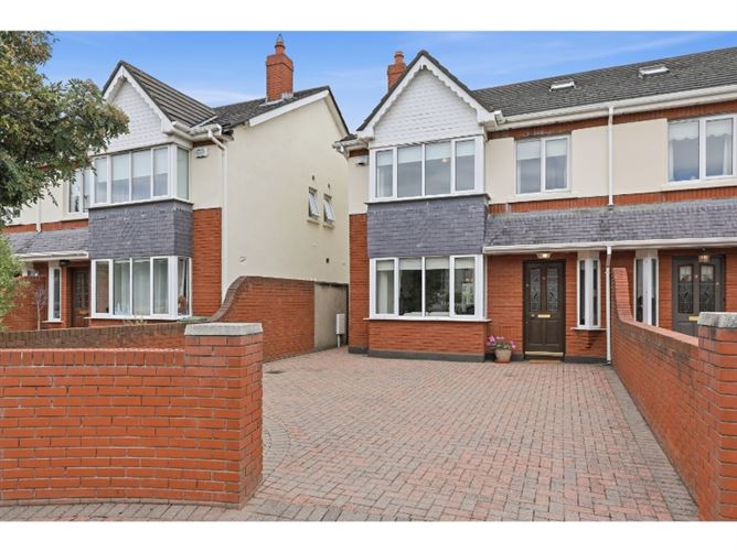 9 The Court, Donnybrook Castle, Donnybrook, Dublin 4, D04P5R3