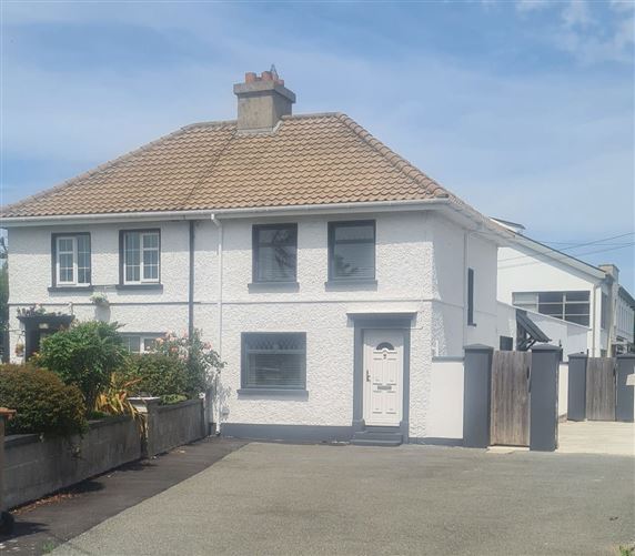 925 THE CRESCENT, MOOREFIELD RD, NEWBRIDGE
