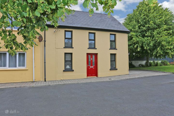 THE SQUARE, BALLINGARRY, LIMERICK