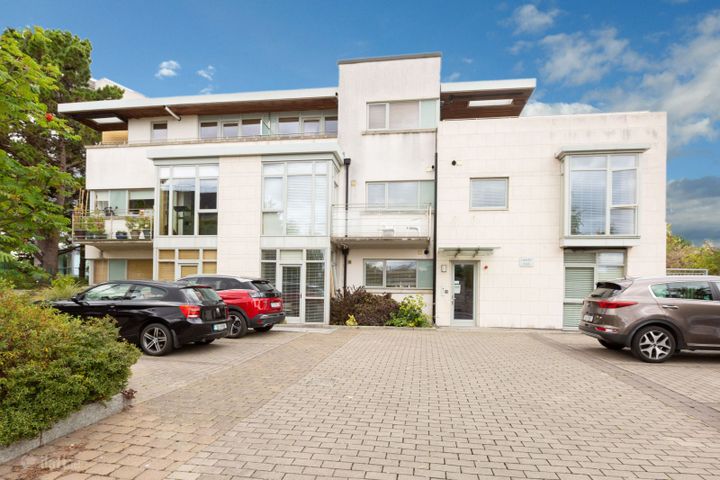Leader Hall, Booterstown Avenue, Booterstown, Booterstown, Co. Dublin