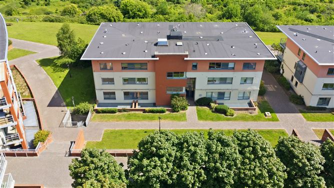 Apartment 121, East Courtyard, Tullyvale, Dublin 18, D18V3V9
