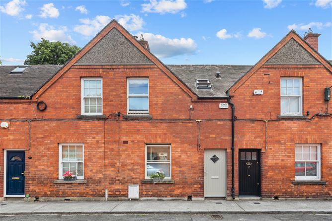 8 HOME VILLAS, DONNYBROOK, DUBLIN
