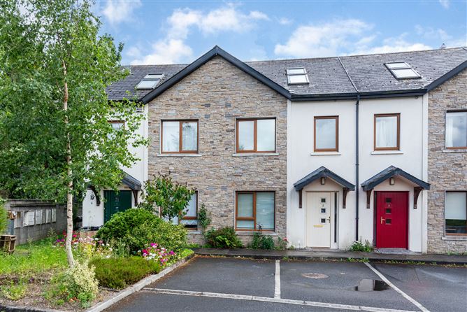 2 Mullawn Crescent, Tullow
