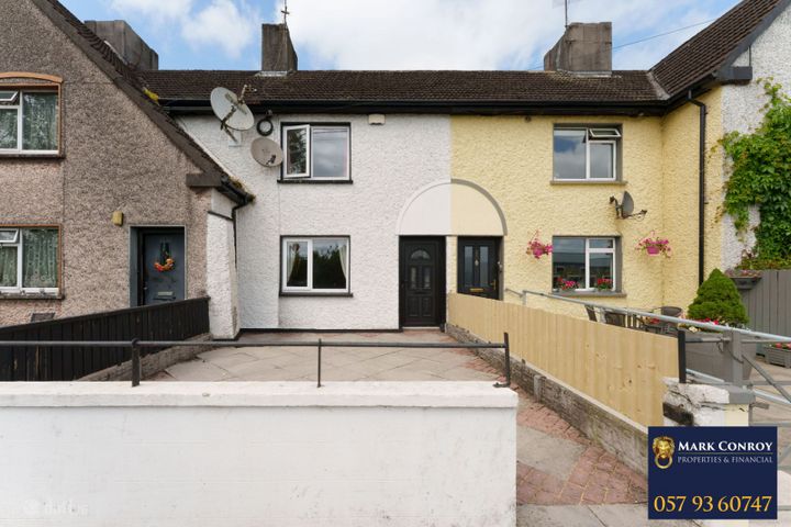 27 Clontarf Road, Tullamore, Co. Offaly, R35F982