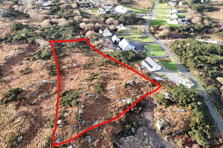 ROSHINE ACRES, BURTONPORT, DONEGAL