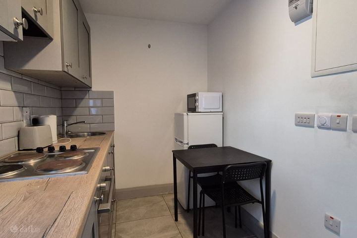 Apartment 2, 67 Henry Street, South Circular Road, Co. Limerick