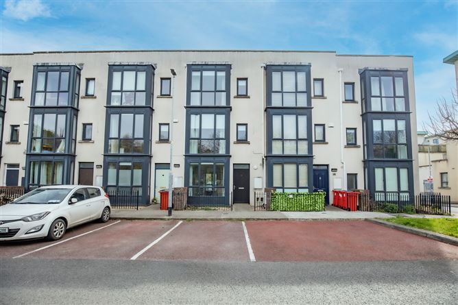 5O PARK AVENUE, BELTREE, CLONGRIFFIN