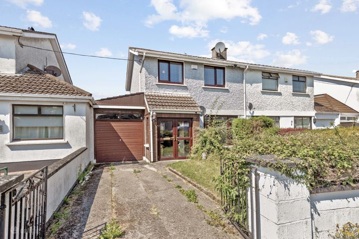 7 OAKLEY PARK, PORTLAOISE ROAD, GRAIGUECULLEN