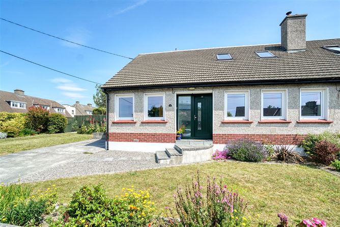 18 Shandon Park, Monkstown, Co. Dublin, A94AV62
