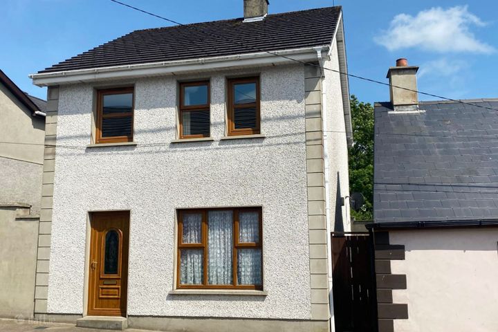 GUEST HOUSE END, RAPHOE, CO DONEGAL