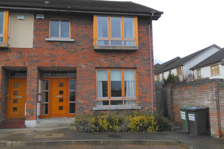 1 Belarmine Square, Dublin 18, Stepaside, Dublin 18