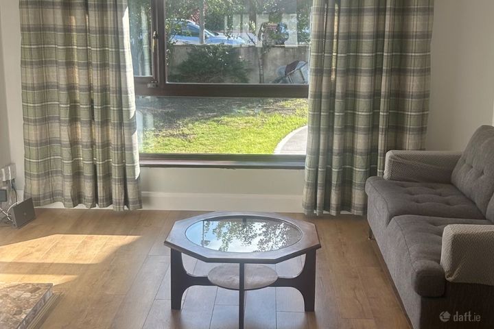 8 Meadow Court, Naas, W91 F9CE, Naas, Co. Kildare
