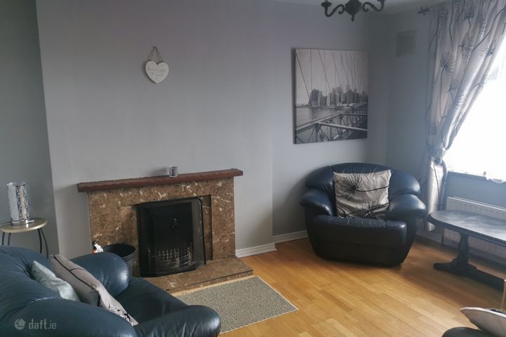 69 Oakland Park, Dundalk, Co. Louth