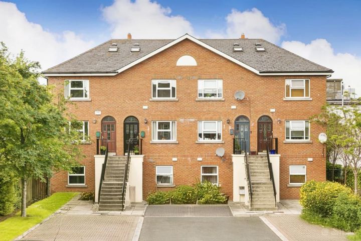 4 Eaton Hall, Terenure Road North, Terenure, Dublin 6w